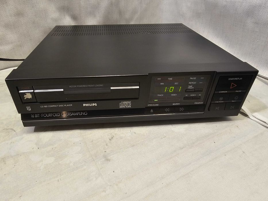 Vintage Philips CD 160 16bit oversampling TDA1541