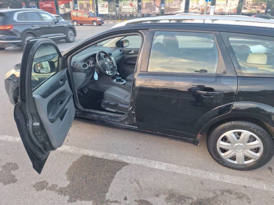 Ford Focus 1.4 бензин