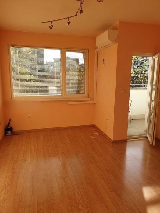 Дава се под наем Двустаен апартамент в София, Център - 59 кв.м за 450 € - Снимка #6