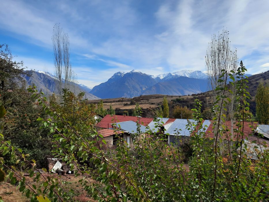 Yusufxonada 10.5 sotk uy sotiladi