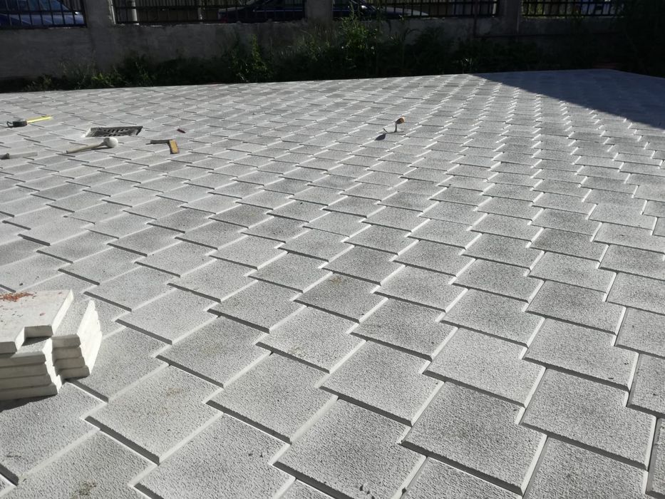 Fabrica pavaje pavele diferite culori si modele Asiguram manopera