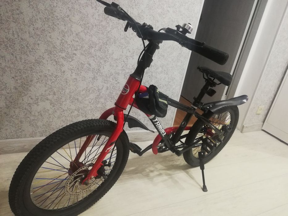 Велосипед на 10-12 лет