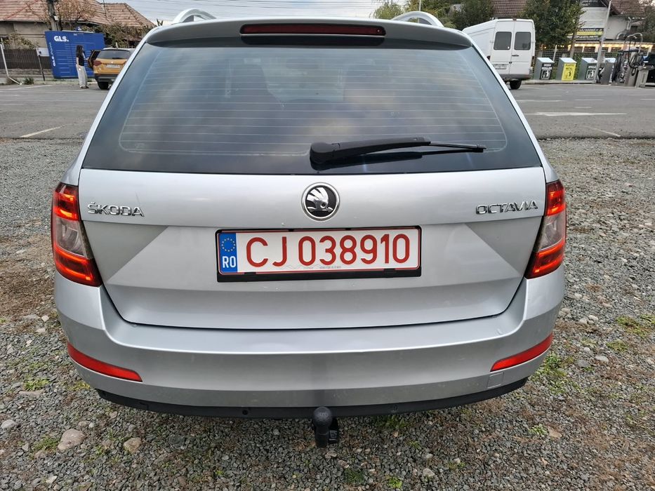 SKODA Octavia 2015 — imagine 4