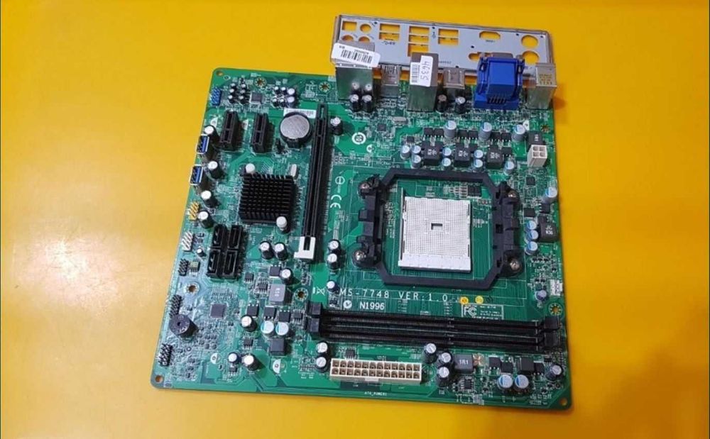 463S.Placa De Baza Medion MS-7748 Ver 1.0,2xDDR3,Socket FM1