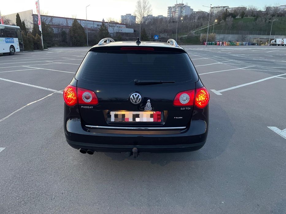 VOLKSWAGEN Passat 2010 — imagine 4