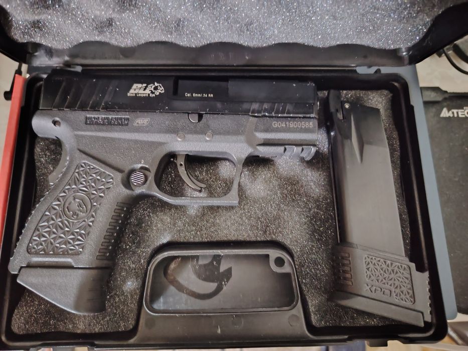 XPD Black Leopard GAS Blowback în garanție