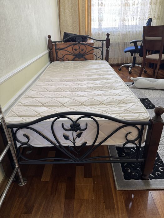 Продается кровать 2 шт