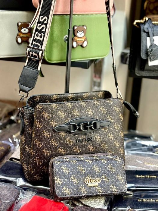 Compleu dama diferite modele