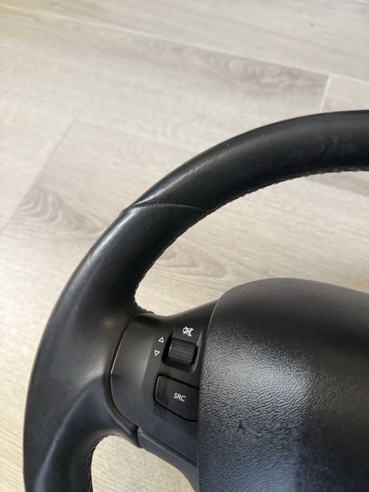 Волан Peugeot 208 / 308 / 2008 / 3008 Пежо 208 308 и еърбег airbag