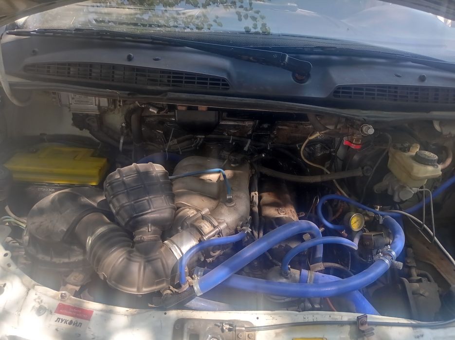 2013-yil газель бизнес. 100talik 2-ta Metan.Yo'lovchilar 6 kishilik.