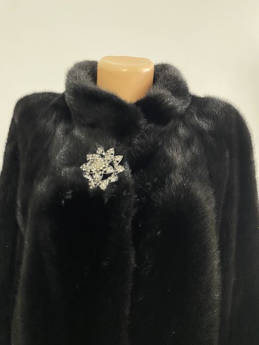 Шуба Империя сатылады нурка