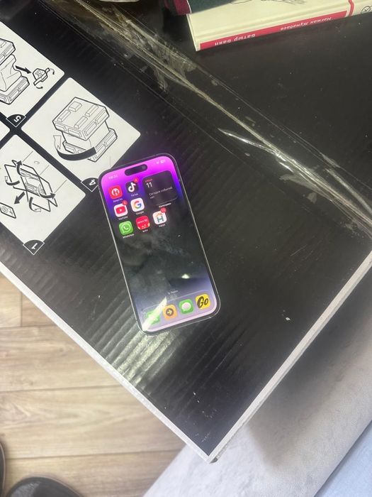 Продаю Айфон 14про !