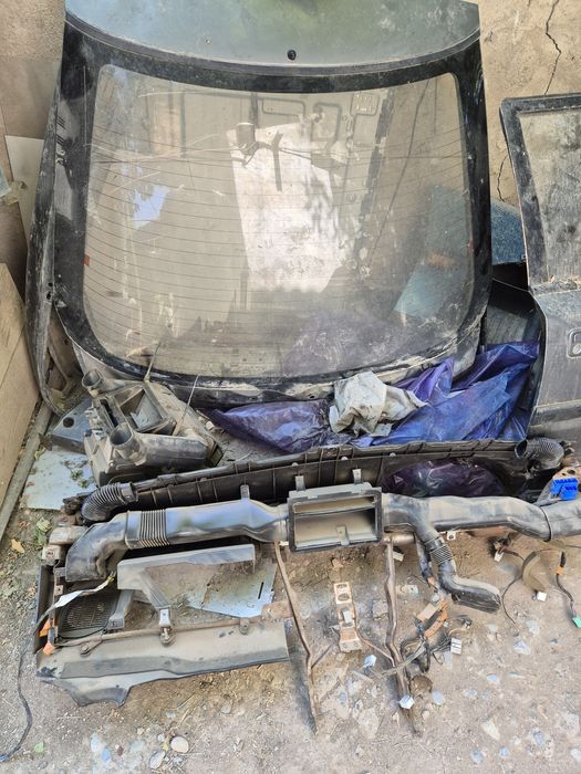 Mazda323(F) запчасти