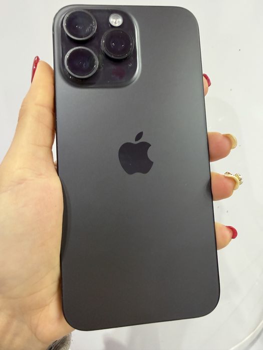 Iphone 15 pro max 256gb черен