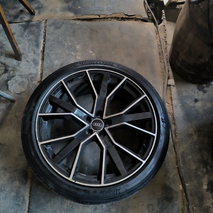 Джанти с гуми за Ауди А6,  21" 5х112