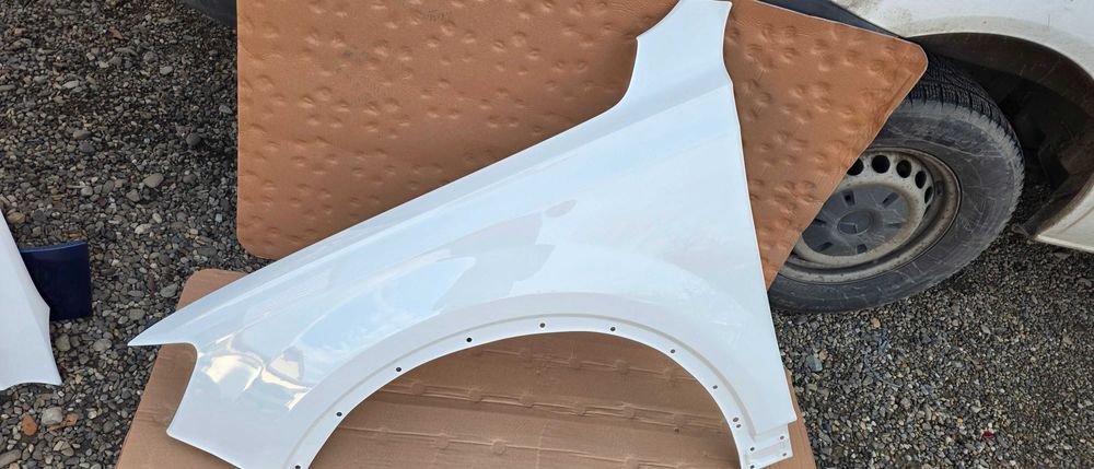 Aripa stanga fata Audi Q7 4M 2016 2017 / 2018 2019 / 2020 2021