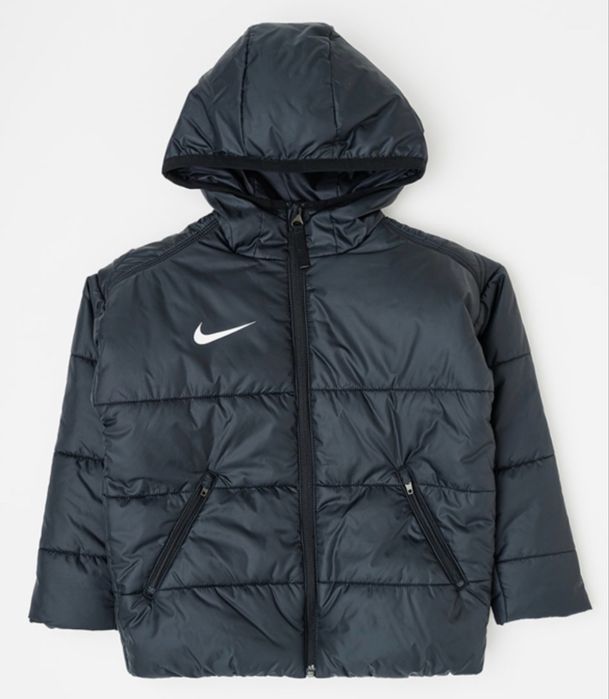 Пролетно/есено яке Nike за момче размер147/158
