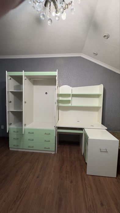 Детский шкаф, стол