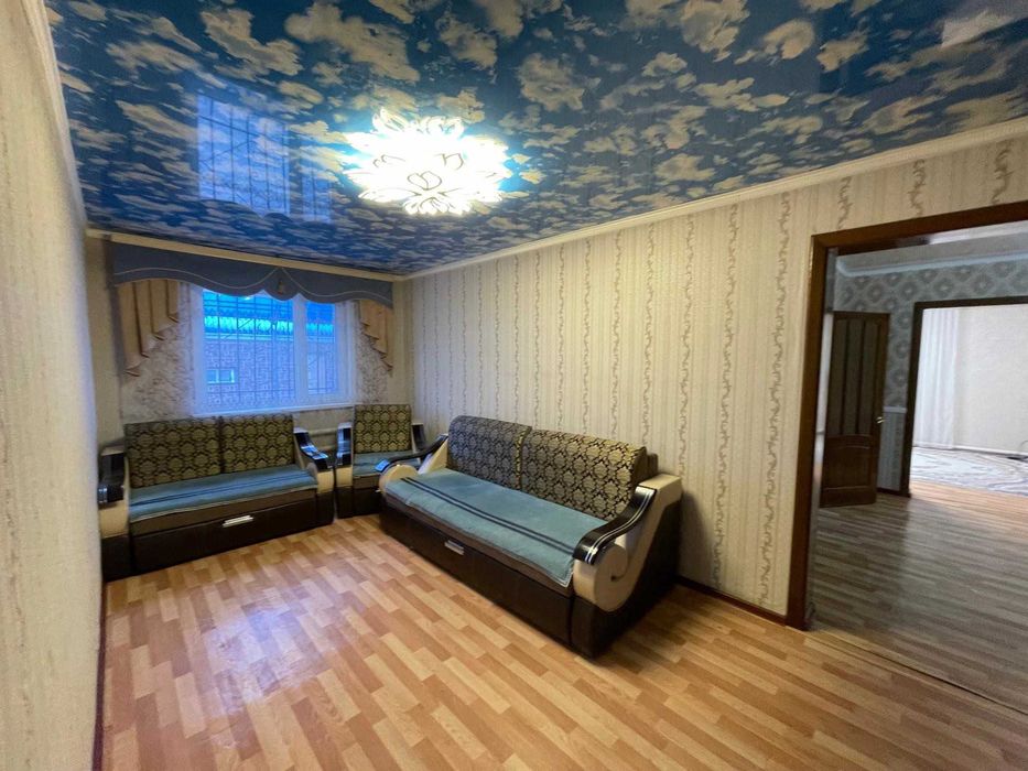 Продаётся половина дома мкрн.Береке