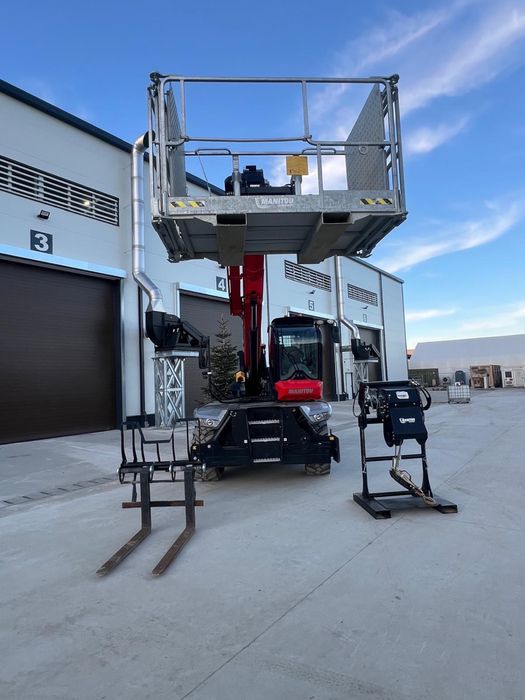 Telehandler rotativ MANITOU MRT model 2260