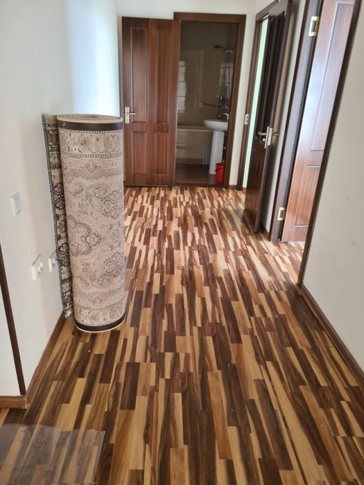 Kvartira uy dom sotiladi yashnabot 40let tojik mahala gozal mahala