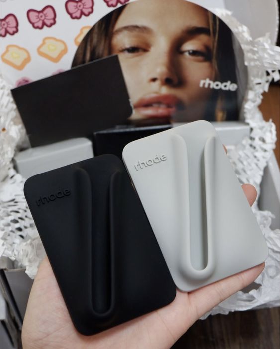 rhode snap-on MagSafe калъф + гланц Lip Tints по избор Нови оригинал