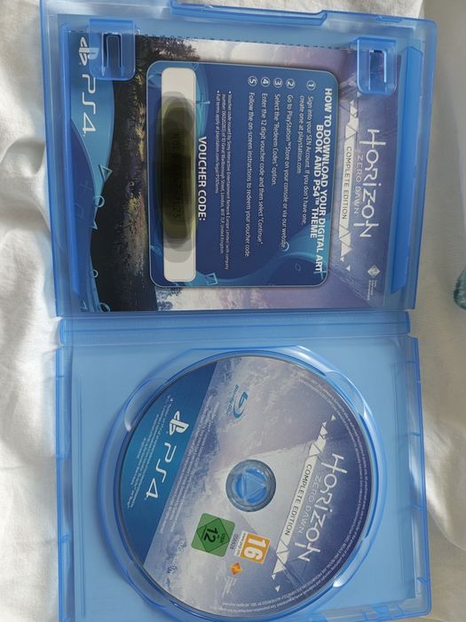 Hero Zero Dawn+ God Of War PS4/PS5
