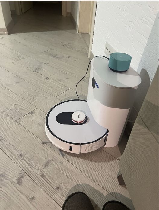 Обменяю робот пылесос