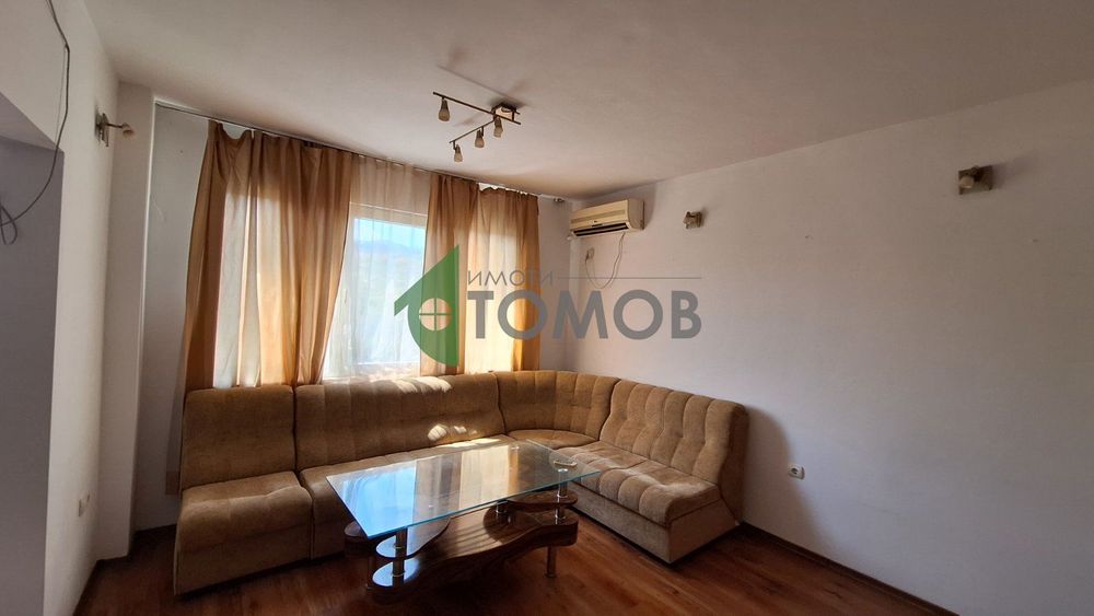 Дава се под наем Двустаен апартамент в Стара Загора, Три чучура - север - 55 кв.м за 204 € - Снимка #2