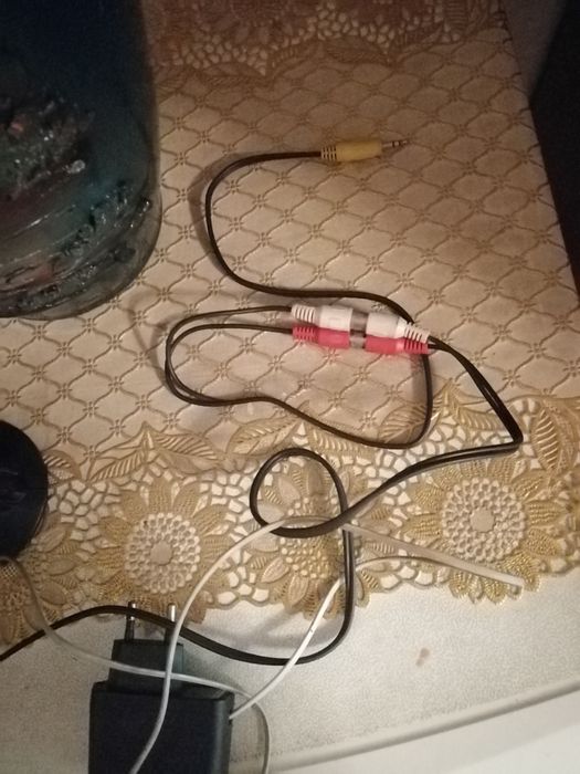 Наушники для телевизора.