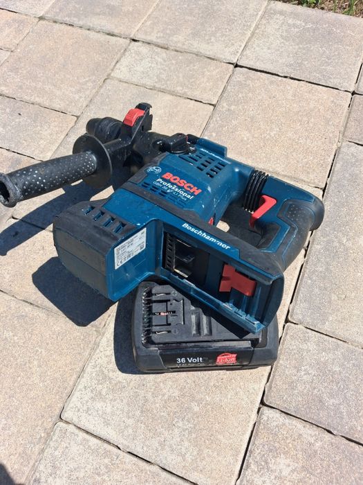 Corp Rotopercutor cu acumulator  Bosch gbh 36 vf,,Defect"