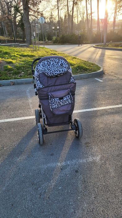 Бебешка количкаа