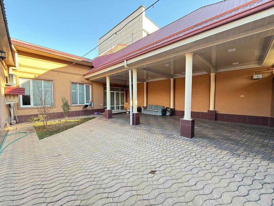 ул. Никитина
ул. Аральская 2,9 сотки
дом: 166 м² + 30 м² подвал