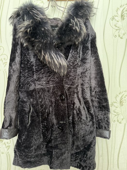 Продом шубу из каракуля