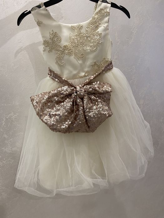 Бутичиска детска рокля