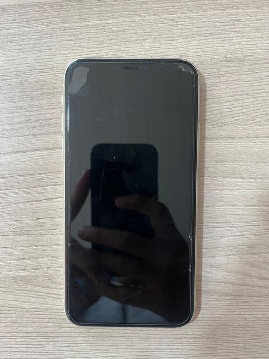 iPhone 11 продается