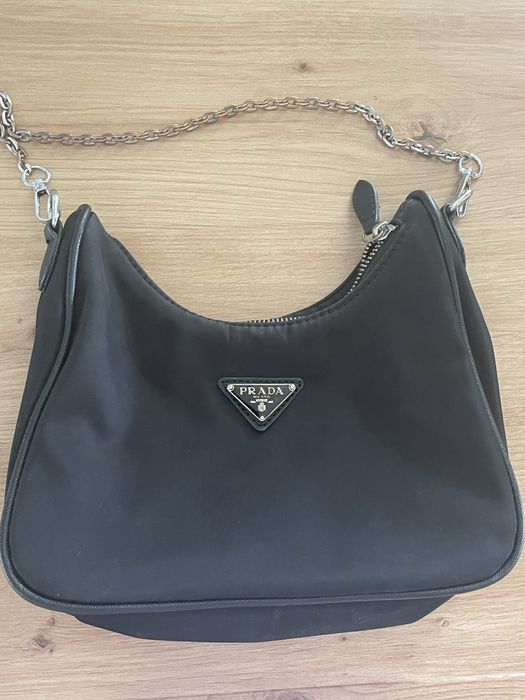 Geanta Prada,simpla neagra,cu accesorii