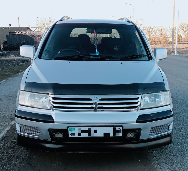 Продам авто Митсубиси Шариот.