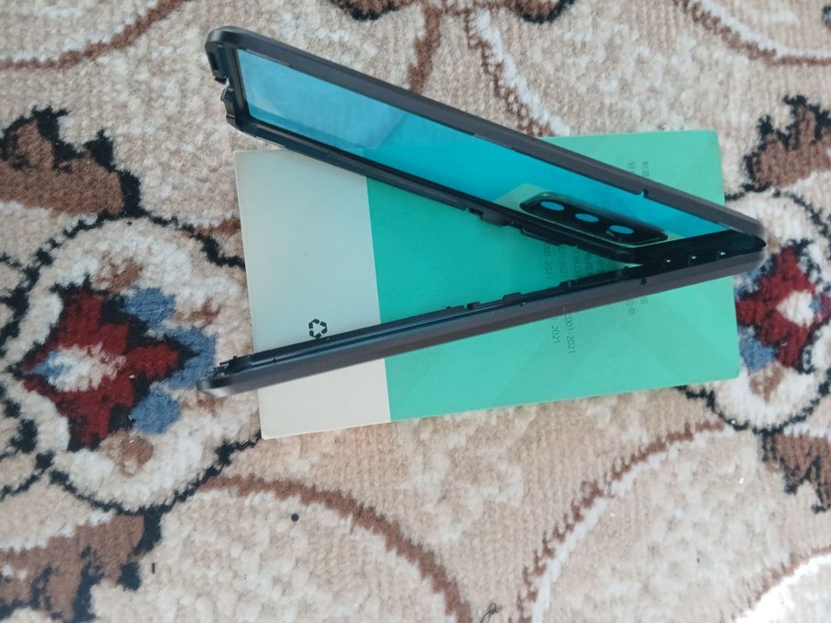 Продам противоударный,защитный чехол.