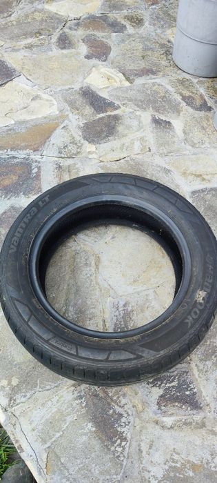 Vând 1 buc cauciuc Hankook Vântură LT 195/60/16 C