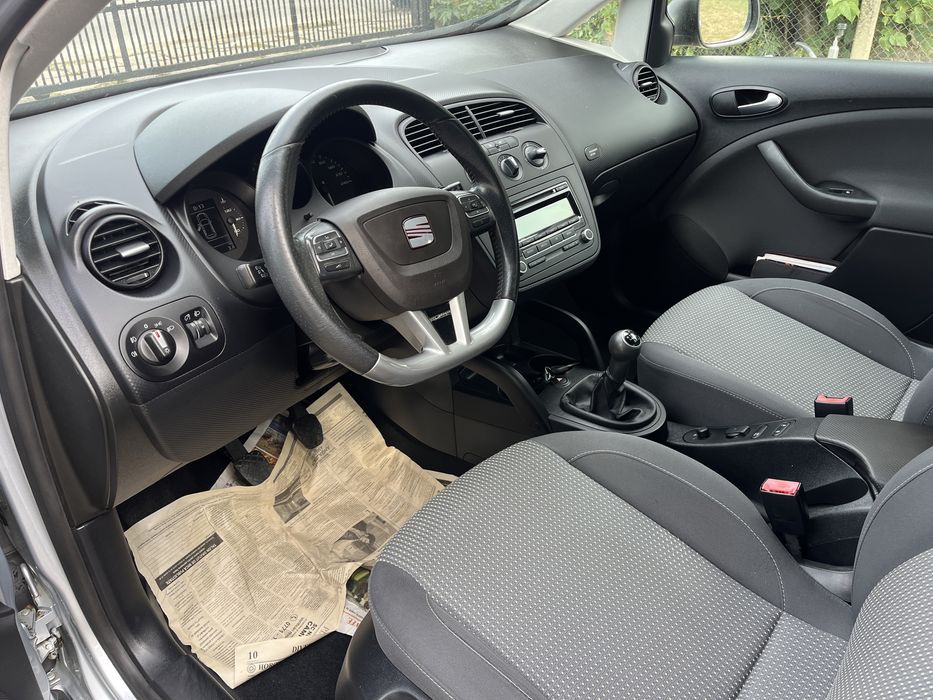 Vand Seat Altea benzina