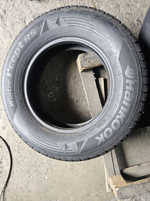 4 anvelope iarna 205 70 15 Hankook
