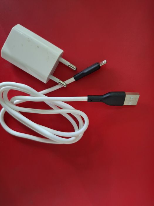 iPhone 7 с документами