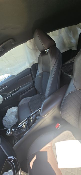 Interior toyota c-hr