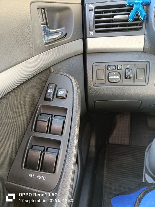 Vând Toyota Avensis 1.6 benzină,110 cp,an fabricație 2008!