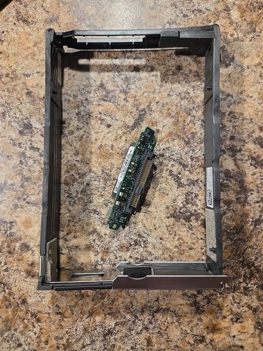 Dell VXHVR 3.5 inch Tray/Caddy ptr SCv360 SC460 Compellent