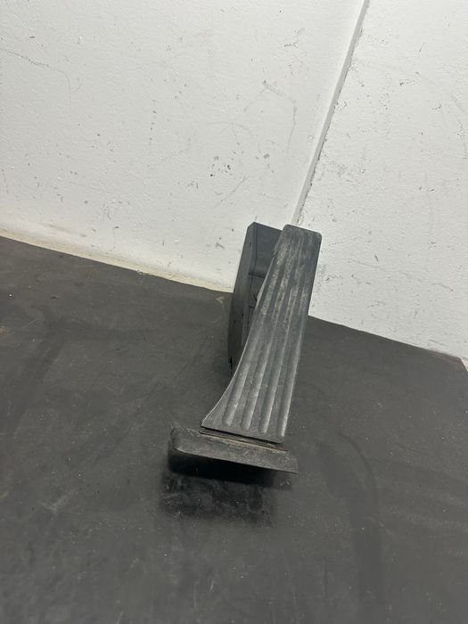 Pedala acceleratie BMW Seria 5 E39 Seria 3 E46 320d 520d 330d 525d