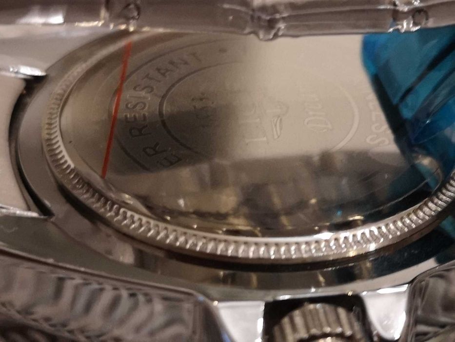 НОВ часовник мъжки LIGE кварц