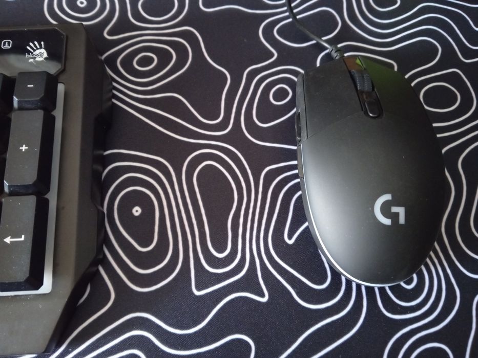 Мышка logitech g102