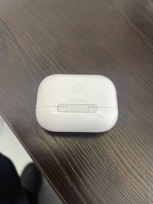 Оригинал 100%. Правый с кейсом. AirPods Pro 2, акт шумоподавление ANC
